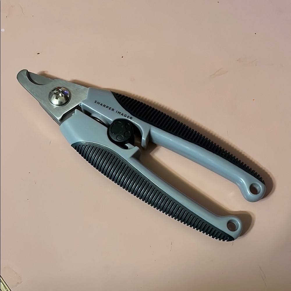 Sharper Image Gray and Black Grooming Tool with Textured Grip